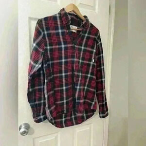 Tilley endurable plaid flannel shirt size small red black  cotton